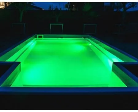 Lejlighed As With Swimming Pool And A Large Yard