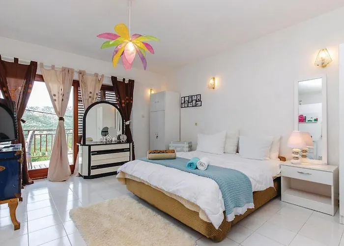 Appartamento As With Swimming Pool And A Large Yard